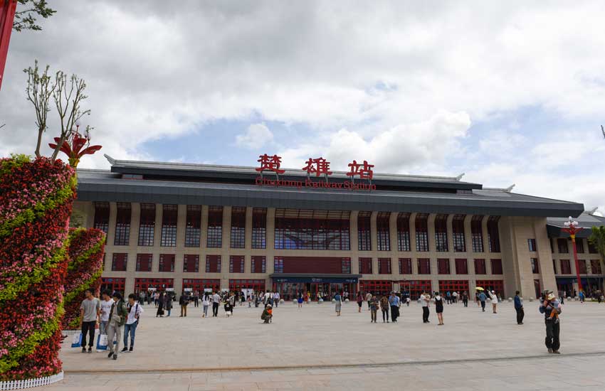 成都到楚雄州物流公司直达运输,成都到楚雄州物流专线